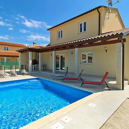 Holiday home Lovor 2351