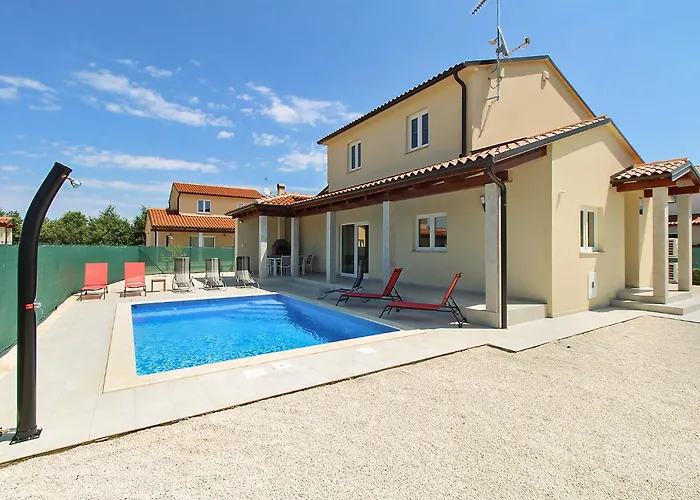 Lovor 2351 Tatil Evi