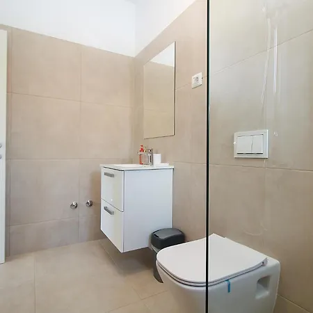 Lovor 2351 Holiday home *