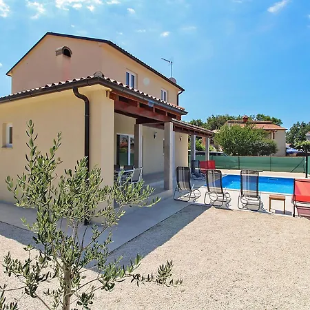 Vakantiehuis Lovor 2351 Valbandon